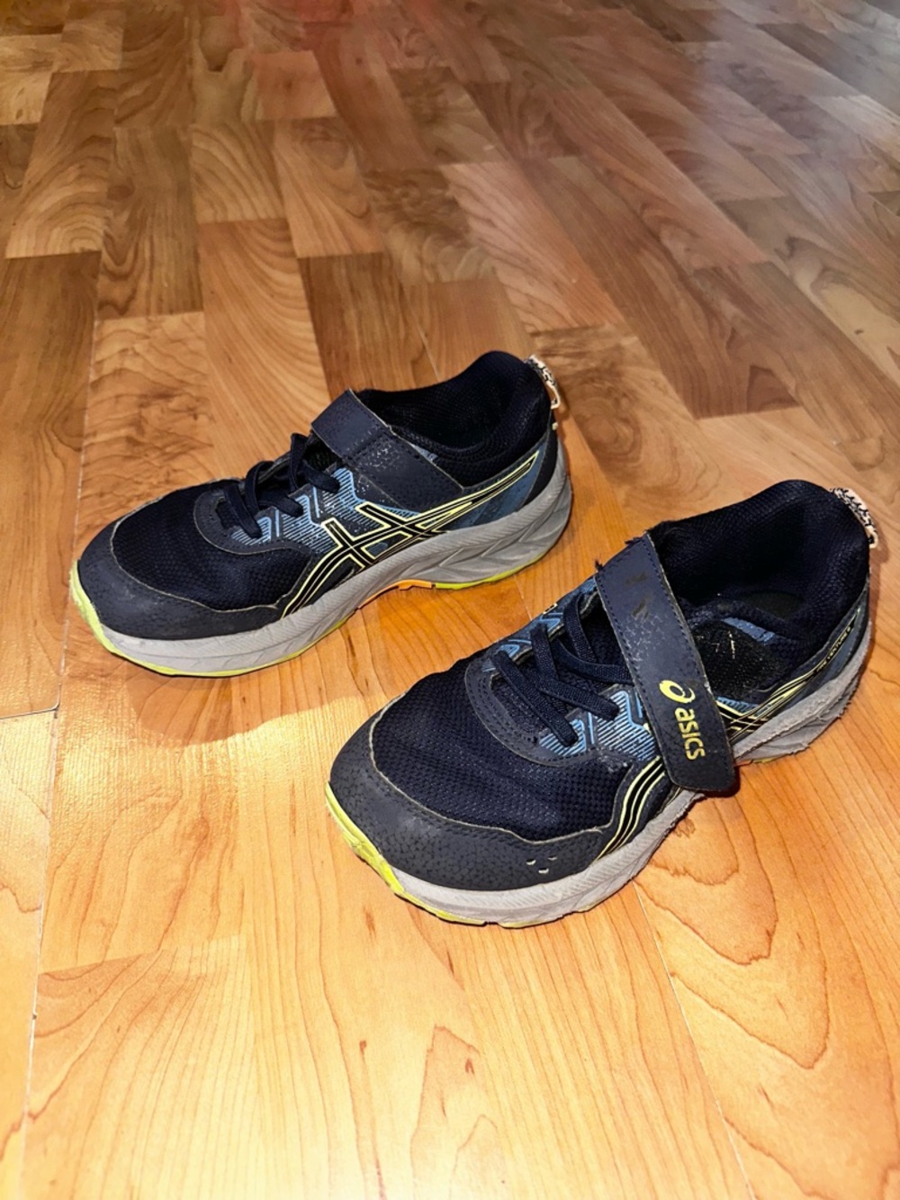 Asics Kids Navy and Yellow Velcro Sneakers - Picture 2 of 6